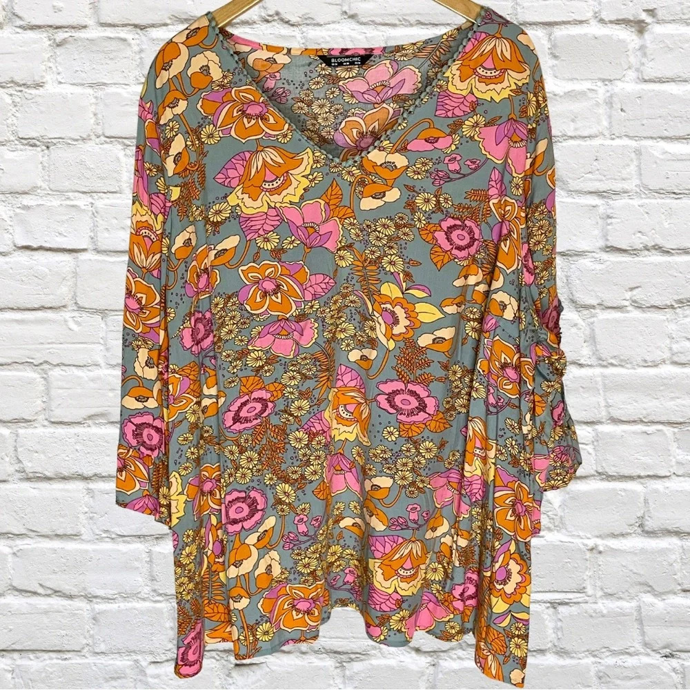 BloomChic Retro Floral Print Blouse